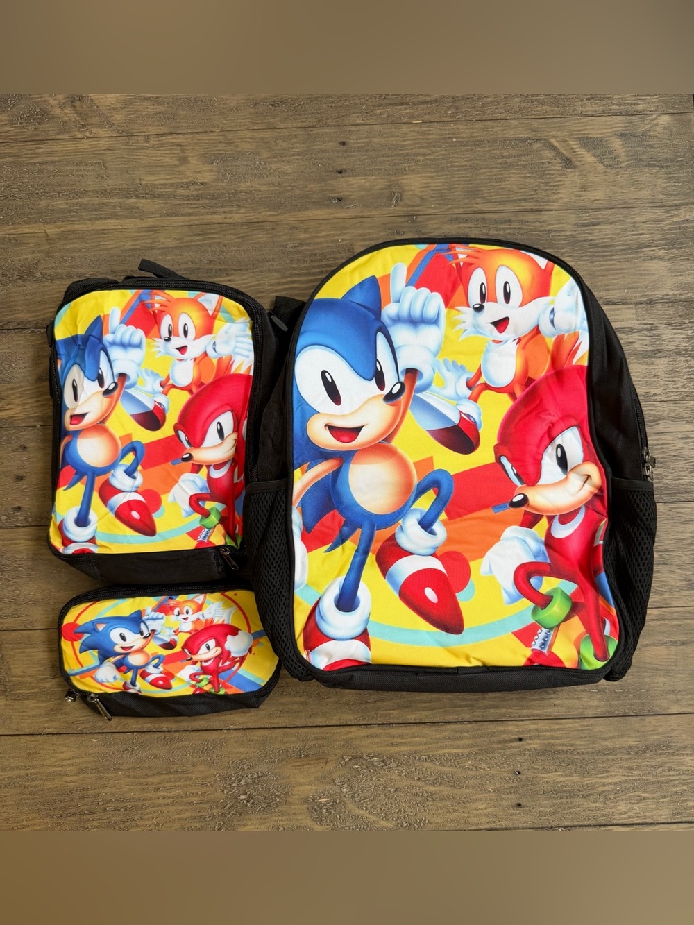 Sonic the hedgehog and friends three-piece backpack set